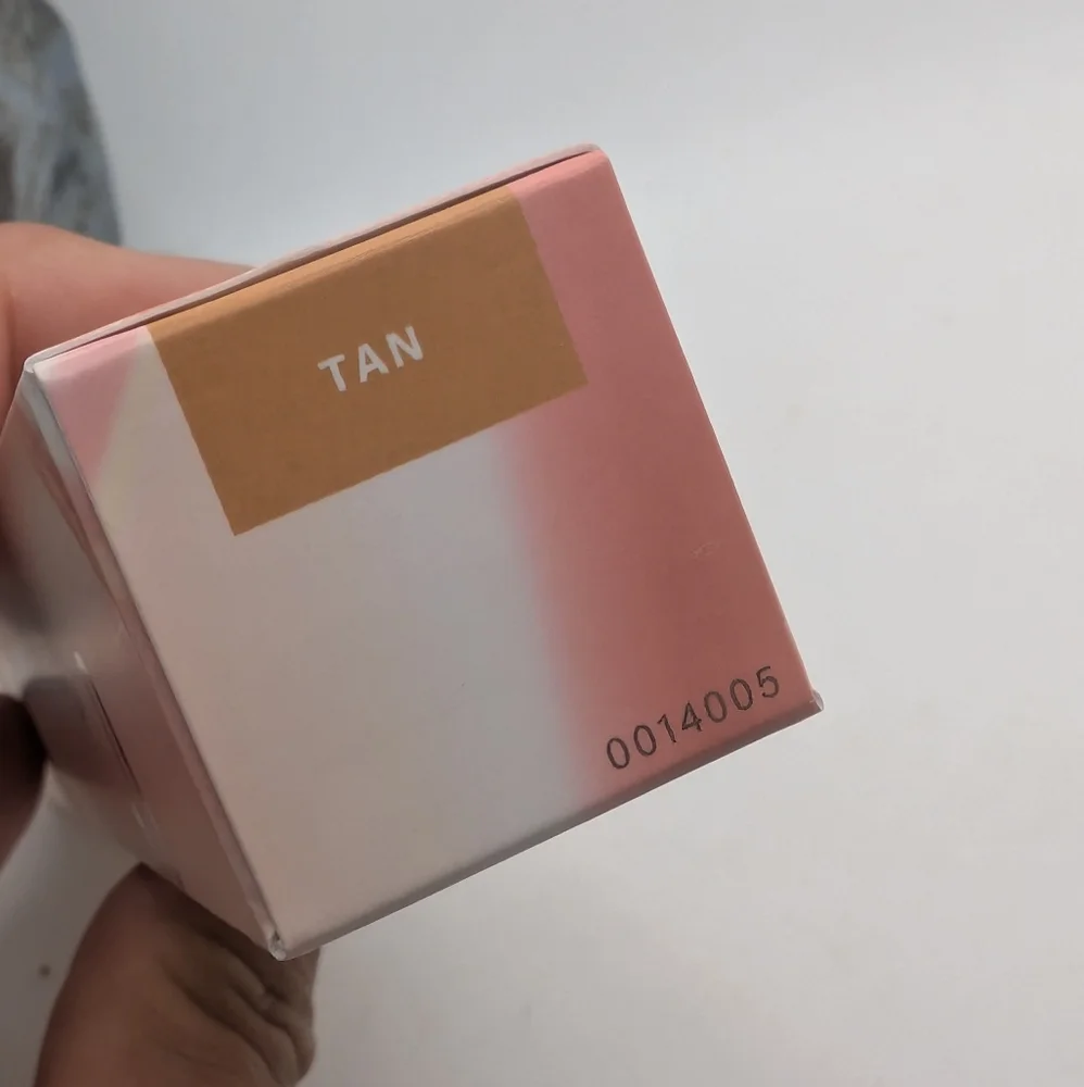 Mally Beauty Stress Less Performance Foundation In TAN